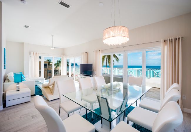 Residence in Seven Mile Beach - Regal Beach Club #634