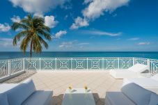 Residence in Seven Mile Beach - Regal Beach Club #634