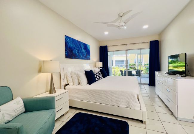 Residence in Seven Mile Beach - Regal Beach Club #311